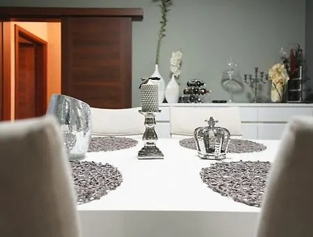 T&a Apartment